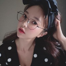 멜라크메 남자 여자 육각 다각 라운드 베타 티타늄 블랙 오버 안경테