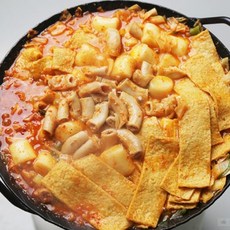 곱창 떡볶이 2인분 밀키트 곱창이 떡볶이에 퐁당 간편조리 밀키트