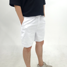 남자흰반바지