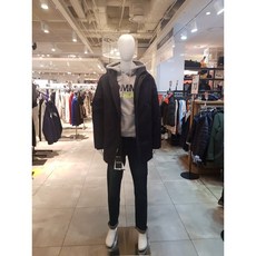 61a226f92bd0d0c9328d512754d24b5bfeaadf6620cf2c80f3d39f99279a.jpg
