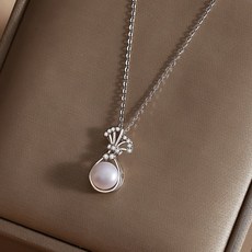 여자구찌목걸이