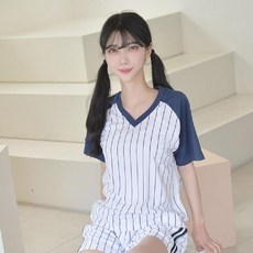 e90f128e3057fa73c8f60ab35e246666db1b714524a0889cc0362fd75354.jpg