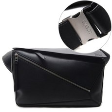 로에베게이트벨트백