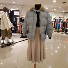 6b3722297203ec44bc3e40305bb103379a35e73f39d34edb763d1e489ac4.jpg
