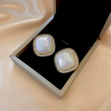 스퀘어큐빅귀걸이