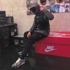 스톤아일랜드 2020 가을 겨울 주머니 카고 운동 바지