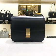 NC불광점 셀린느 미디엄 클래식 박스 백 189173DLS 38NO