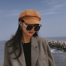 50d5e15ade63b0cc15be9216b466647ada9c1d1feb33c8db9efa76d1730b.jpg