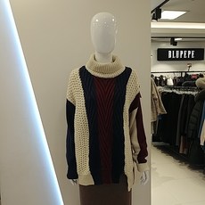 블루페페 컬러 배색 터틀넥 _P194KSK848
