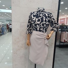 [더아이잗컬렉션(THEIZZATCOLLECTION)] 셔링 진주포인트 스커트(CK8A0SK