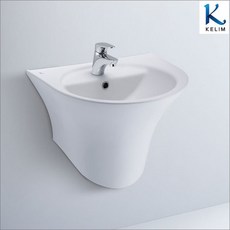 5928eaebba86baf5d633c70e22cbab972ba7f7008e7b8d6b3ebcc7c40b2f.jpg