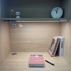 HiBuddy 可調式LED鋁製書桌燈 HB-S730B, 白色的