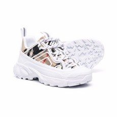 버버리키즈운동화