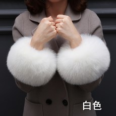44b31e4b116ca53a63f7369261ea59f193aaa79bab8a7782d1d44d9b2b3c.jpg