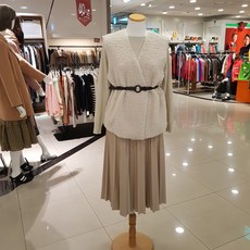 3bef388dc4345d1b2aae16e2caad9c570c3d58b7412dbe21f71b3f2cb4f5.jpg