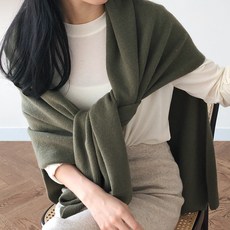 90f11c53d2d25e7ed30ff1c1ae8557c0954daeca57f6dc29cf2e63e6906c.jpg