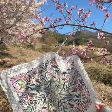 쥬방스 김수미앞치마 꽃무늬 레이스 큰손수건 어른턱받이