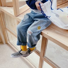 유아찢어진청바지