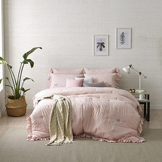775371cb270dc9f403c381cfa7833b14f1797885bbba632245ecb546b0a1.jpg