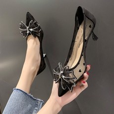 나비넥타이여성