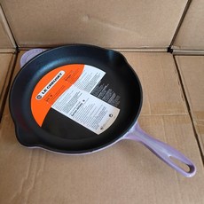 cb1eeb938efeeddea7516de5d9a5efcd45932a9e58f548d7c794302b8323.jpg