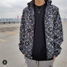 78b69f83b1822190ba75143ba9ce96a83242da7be9fe3b4ed82f2591884a.jpg
