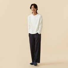9306e8dc3e333d46c01717ccfce987f2bee4eca70c0b501260bc1e87f22c.jpg