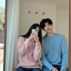 선남선녀 남여공용 베이직 울 라운드 니트 커플룩