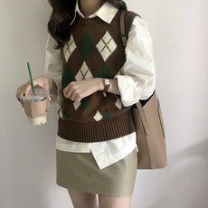 대박걸 다이아 패턴 아가일 니트 조끼