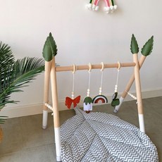 신생아원목모빌