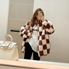 럭키슈에뜨체크코트