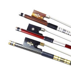 바이올린 나무활 당기고 연주하는