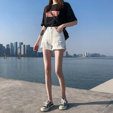 d1fcd5c63c4b5dca9c6672d88b052749601966e8b7972f8ffaa325f6be92.jpg