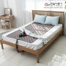fd3efc1c5bde1fe6822a6e2a6ac2f42bae61bb14221d456b085146fd8654.jpg
