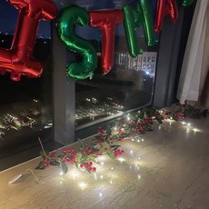 크리스마스 리프열매 가랜드 + 3M 전구 세트 레드베리 넝쿨 조화 플랜트가랜드
