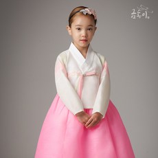 4a38ddaa8a692aa35772f90c3f1167c410eb19ea53b63382eb3b58b019ff.jpg