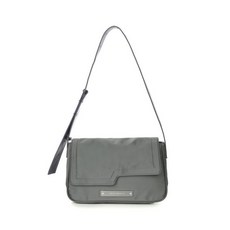 닉앤니콜 CRYSTAL WAVE POINT MESSENGER BAG_CHARCOAL