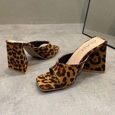호피 슬리퍼 여성 여름 통굽 일자 샌들 9cm 225-265