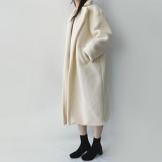 [루즈핏] 라쥬아 오버핏 양털 뽀글이 롱코트 / 겨울 두꺼운 여성 아우터 두꺼운 빅사이즈