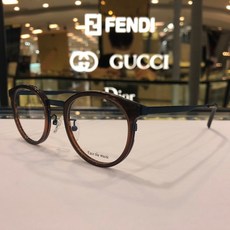 더뮤트