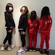 7c7901fc600cf4bf9dbaf3baa182110bcf9d417d9bead61abe9601995165.jpg