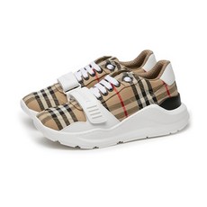 버버리여성스니커즈