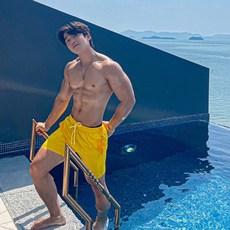 拳擊手男士泳褲根據溫度變色夏季沙灘裝情侶室內短褲