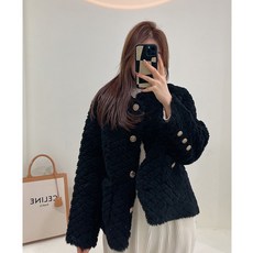b3ae93562c43179085065e783ba982720a60dbed2cb512bd4c039a368e7e.jpg