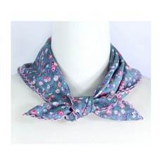 영화사레이스손수건