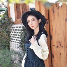 30f1e7ce880dabc19dfef77b98f43daebfc3be05b0c62a02d70a2d29780e.jpg