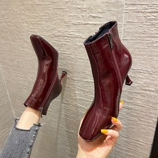 여자유광워커 스퀘어 유행패션 굽이얕은부츠 여자굽 에나멜 와인색 소프트가죽 하이힐 2020신제품 가을겨울 기모 워커
