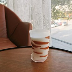 고양이발컵 마니또선물 비브라토 같은 단락 일본에서 수입 귀여운 고양이 발 컵 유리 젖빛, 태비 고양이 발톱 컵 230ml