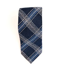 노란색땡땡이보타이