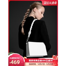d0c8d106c88214730628a796a3b392bbedcfed5666f110ab40e175158d56.jpg